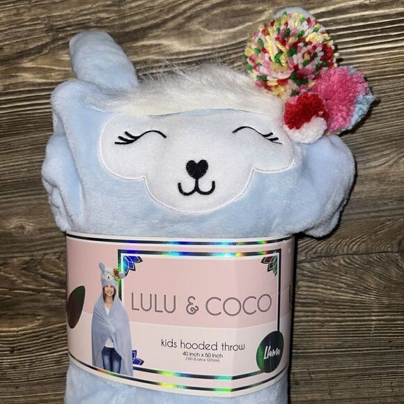 Lulu & Coco Kids Llama Hooded Throw. 40”x50”. NWT. - Picture 5 of 5